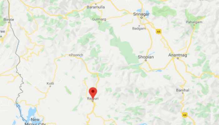 Pakistan violates ceasefire in J&amp;K&#039;s Rajouri, one soldier martyred: Report