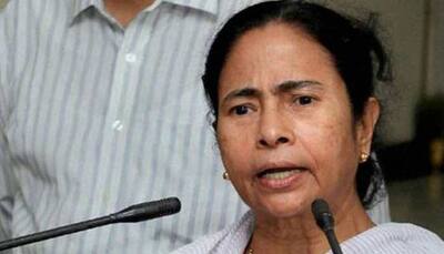 Mamata Banerjee targets BJP for sidelining LK Advani, says old is gold