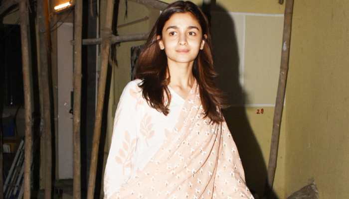 Alia Bhatt snapped post salon session, looks breezy in traditional—Pics