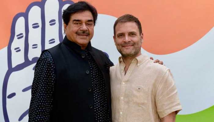 Shatrughan Sinha meets Rahul Gandhi, may join Congress on April 6 Shatrughan Sinha meets Rahul Gandhi, may join Congress on April 6