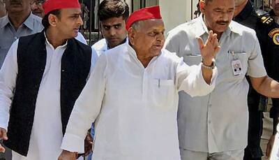 Mulayam Singh files nomination from Mainpuri