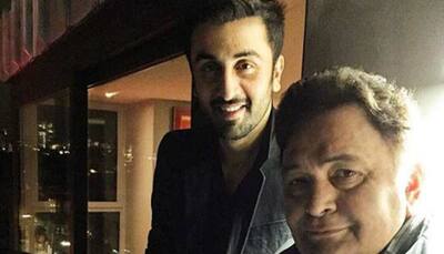 Ranbir Kapoor opens up on father Rishi Kapoor's insecurities, gets emotional after his big win—Watch