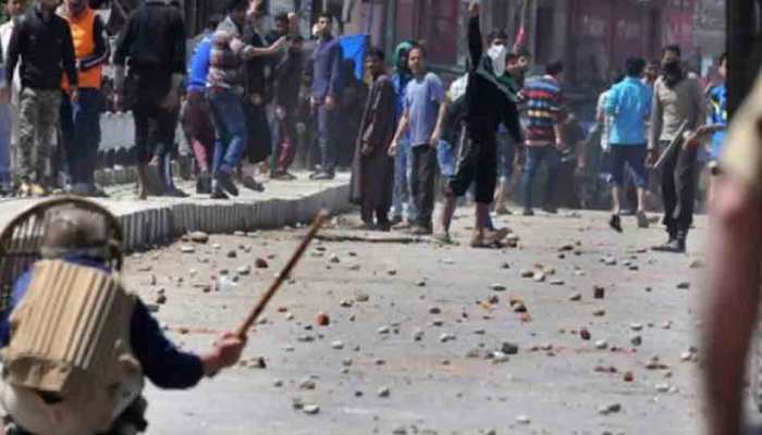 Lashkar terrorist, accused of looting rifle from Congress MLA's residence in Srinagar, arrested
