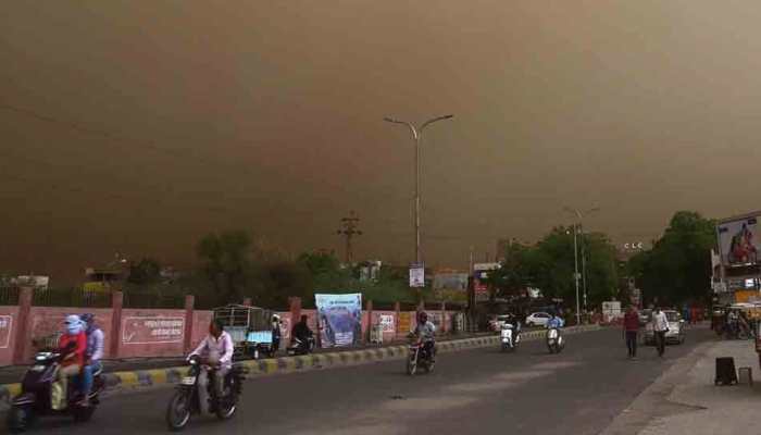 Massive dust storm, thunderstorms to hit north India on April 5, rains expected