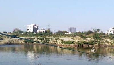 Man drowns in Yamuna River while collecting coins