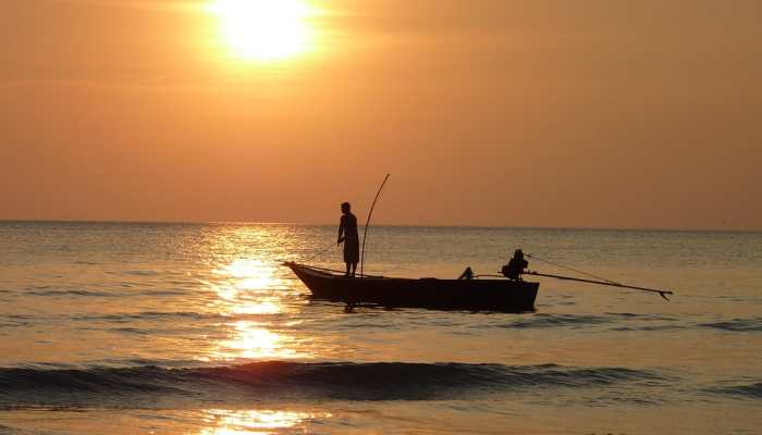 Pakistan to release 360 Indian fishermen in its custody
