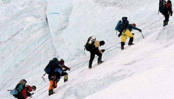 Maharashtra: 11 tribal students including four girls to climb Mount Everest
