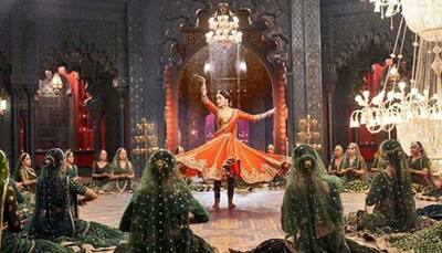 Madhuri Dixit's 'Tabah Ho Gaye' song from 'Kalank' gives major 'Devdas' feels—See fresh still
