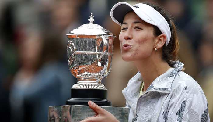 Garbine Muguruza defends Monterrey crown as Victoria Azarenka retires hurt