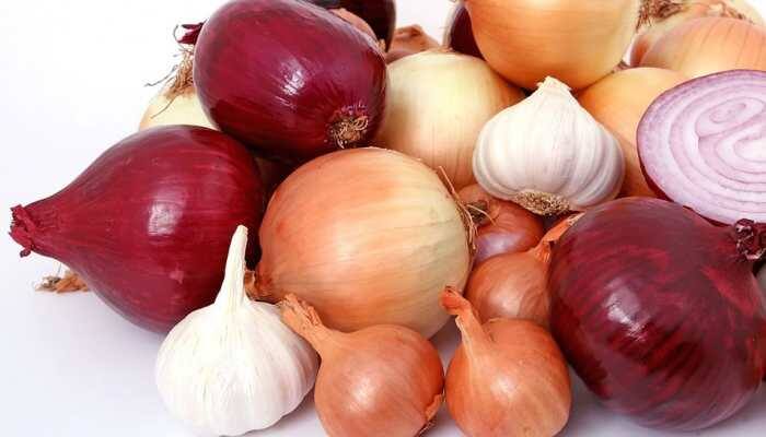 Know why eating onion, garlic is a big no-no during Navratri