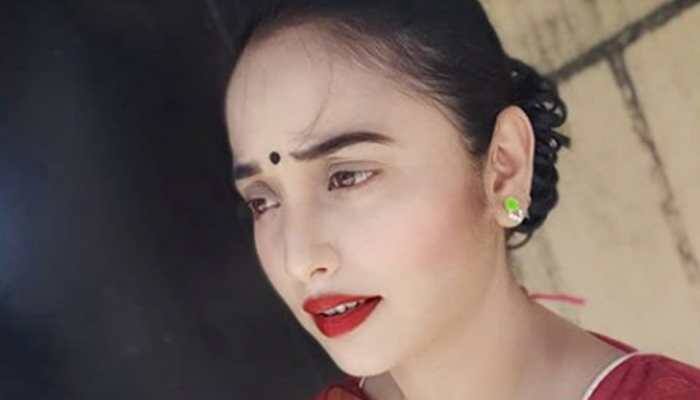 Rani Chatterjee looks stunning in a red saree in latest Instagram post—Pic