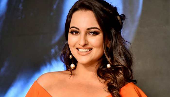 Never got treated like 'star' by my folks: Sonakshi Sinha 