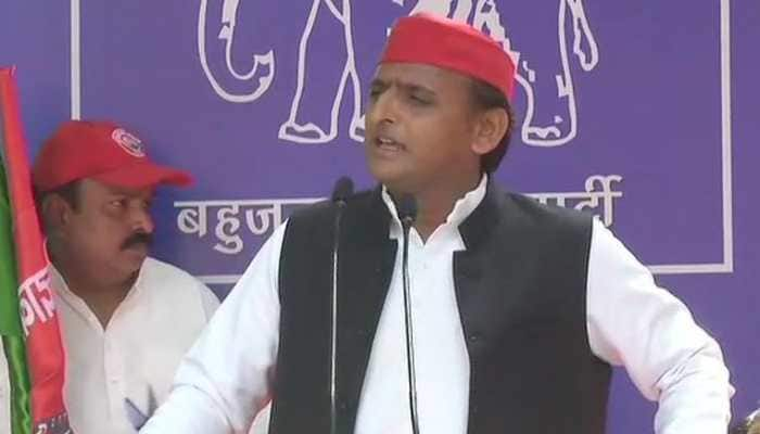 Jawans keep borders secure not governments: SP chief Akhilesh Yadav jabs BJP