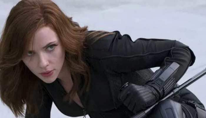 Scarlett Johansson turns heads with daring pantsuit