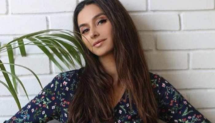 Web doesn&#039;t focus alone on hero or heroine: Shibani Dandekar