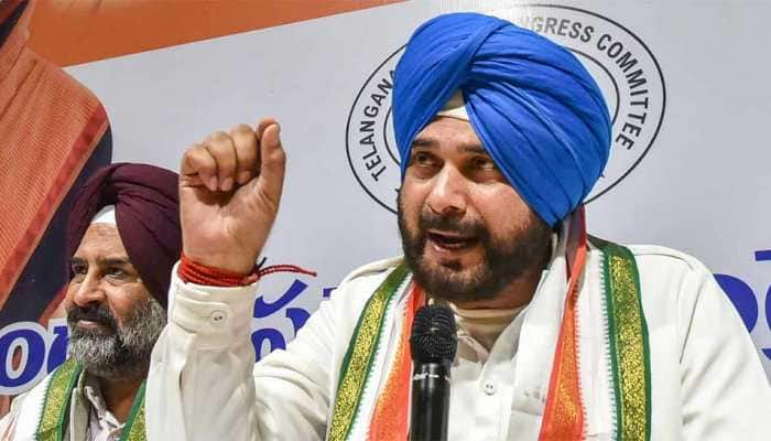 Navjot Singh Sidhu does a Mayawati, asks Muslims to unite against PM Modi