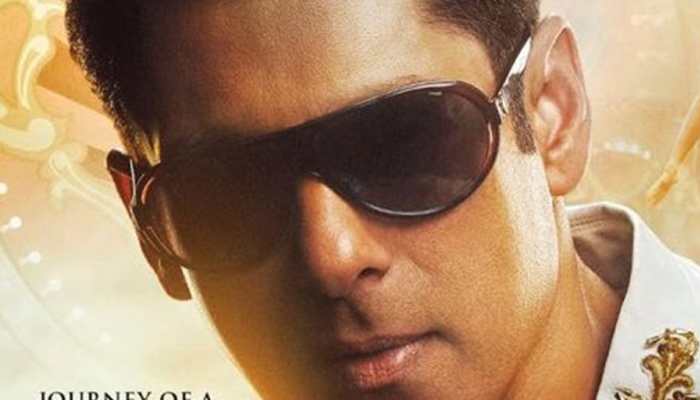 Did you notice Disha Patani in Salman Khan&#039;s latest &#039;Bharat&#039; poster?