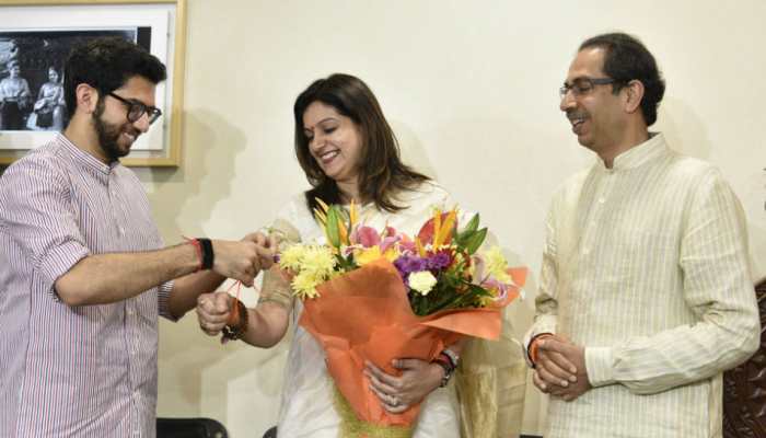 Priyanka Chaturvedi's joining Shiv Sena quite an ideological leap: Omar Abdullah Priyanka Chaturvedi's joining Shiv Sena quite an ideological leap: Omar Abdullah