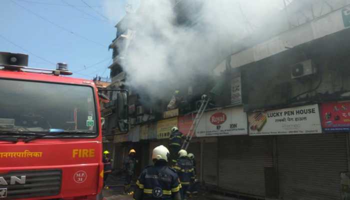 Fire breaks out in Mumbai&#039;s Crawford Market; several shops gutted, none hurt 