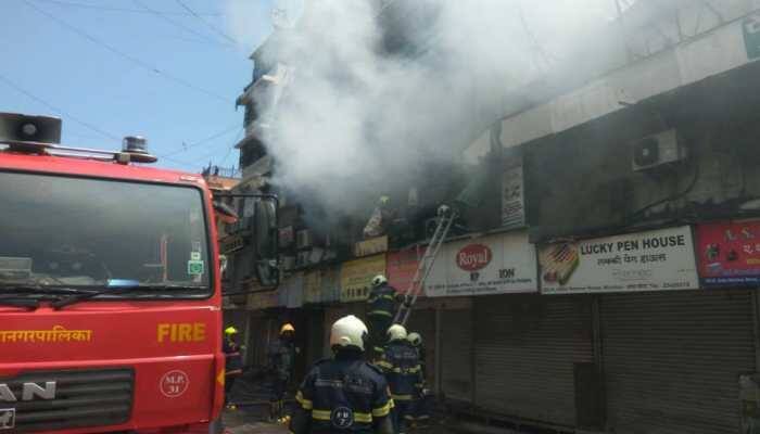 Fire breaks out in Mumbai's Crawford Market; several shops gutted, none hurt 