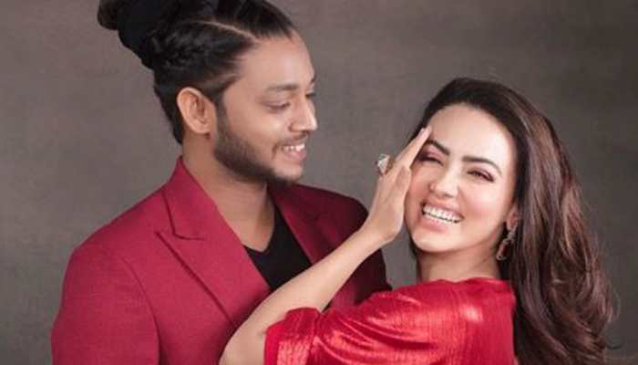 Sana Khan confesses love for dance tutor Melvin Louis