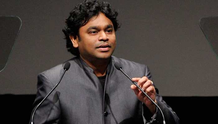 AR Rahman introduces lead actor of &#039;99 Songs&#039;