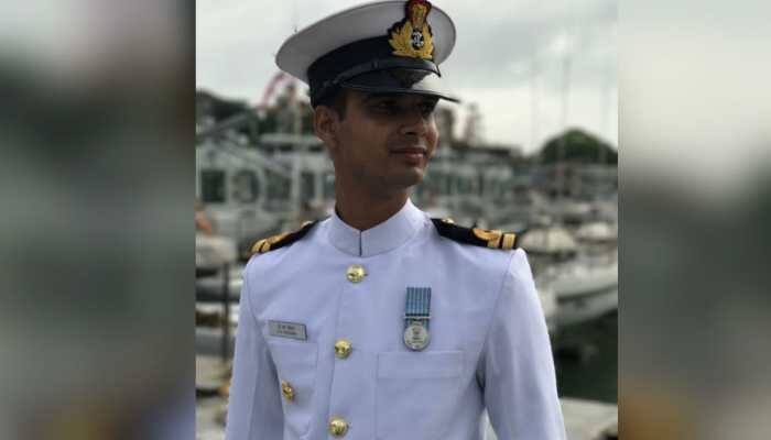 Braveheart Navy officer Lieutenant Commander DS Chauhan's mortal remains reach his home in Madhya Pradesh