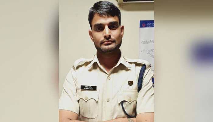 Man posing as CRPF constable nabbed in Delhi metro station, two Aadhar cards, phone recovered