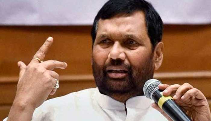 Ram Vilas Paswan defends PM, says Opposition&#039;s caste jibe on Modi &#039;sign of desperation&#039;