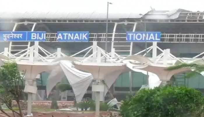 Cyclone Fani wreaks havoc in Bhubaneswar; major damage at airport, college bus overturns