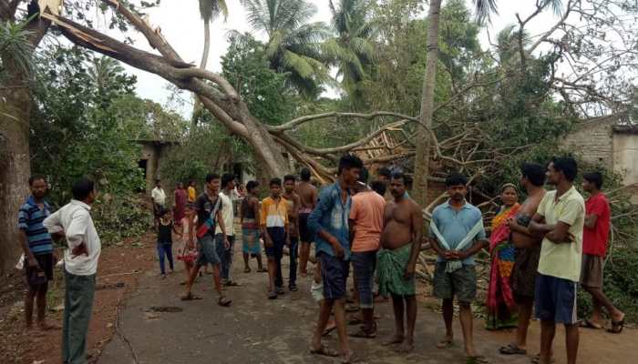 Cyclone Fani to 'weaken further' in next 6 hours, lay centred over Bangladesh: IMD