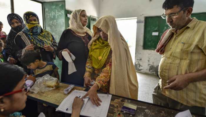 No change in poll timing due to Ramzan, heatwave: Election Commission No change in poll timing due to Ramzan, heatwave: Election Commission