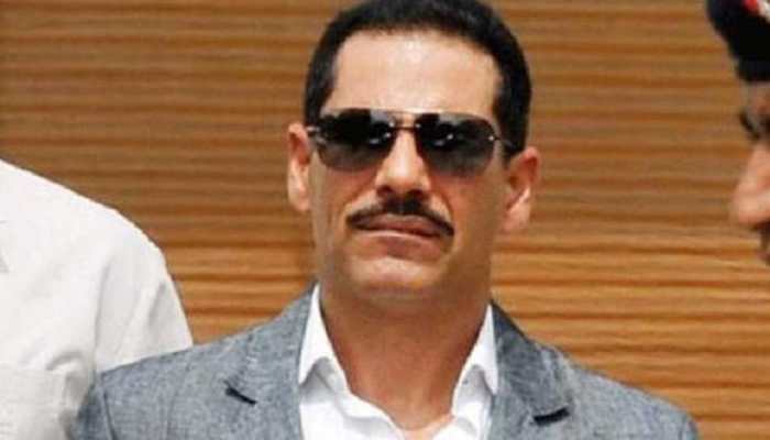 Robert Vadra visits Mumbadevi temple in Mumbai, greeted with 'Modi, Modi' chants