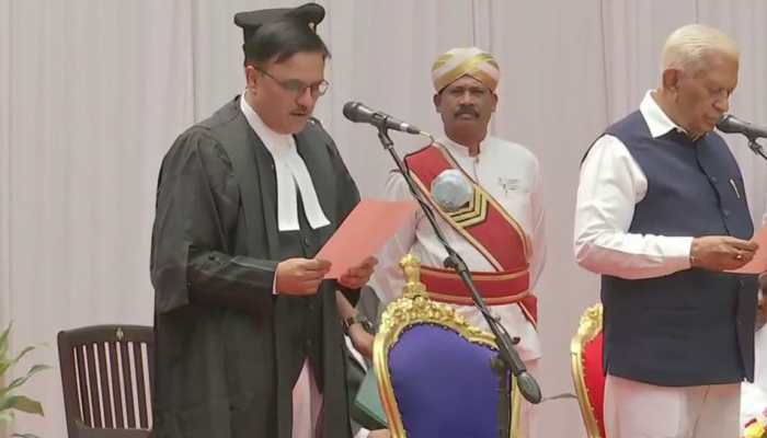 Shreeniwas Oka sworn in as Chief Justice of Karnataka High Court