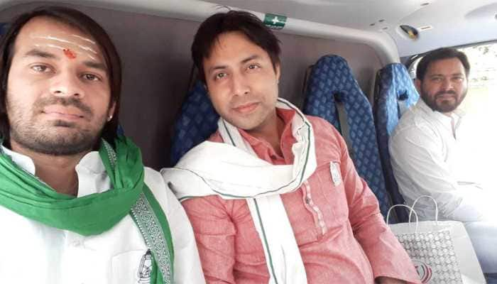 Tej Pratap Yadav, Tejashwi Yadav campaign together for RJD in Bihar