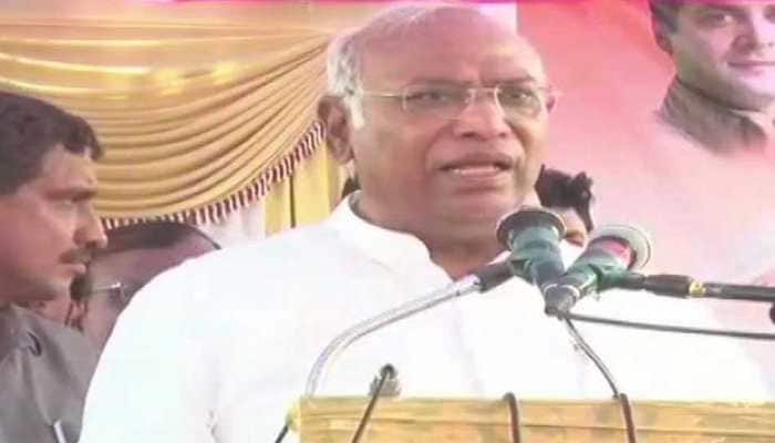 Will PM Narendra Modi hang himself in Vijay Chowk if Cong wins 40 seats in Lok Sabha: Mallikarjun Kharge