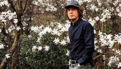 Mick Jagger dances away weeks after heart surgery