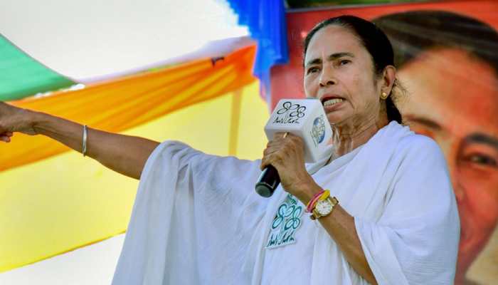 Mamata Banerjee thanks Opposition for backing her against EC&#039;s &#039;biased&#039; decision to curtail campaign time in West Bengal 