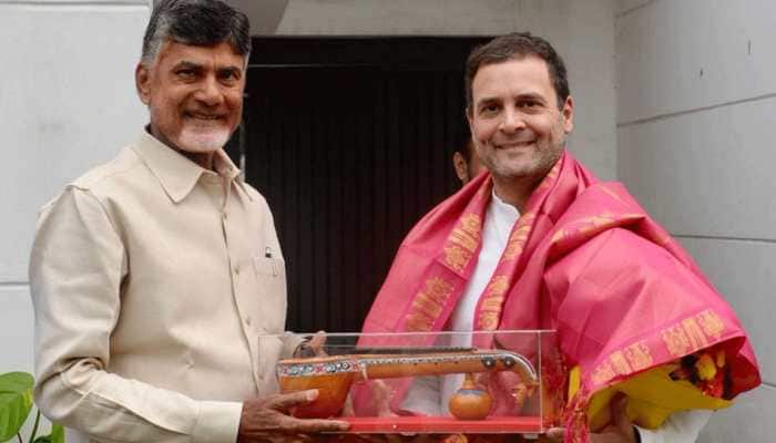 Chandrababu Naidu meets Rahul Gandhi, discusses firming up anti-BJP front Chandrababu Naidu meets Rahul Gandhi, discusses firming up anti-BJP front