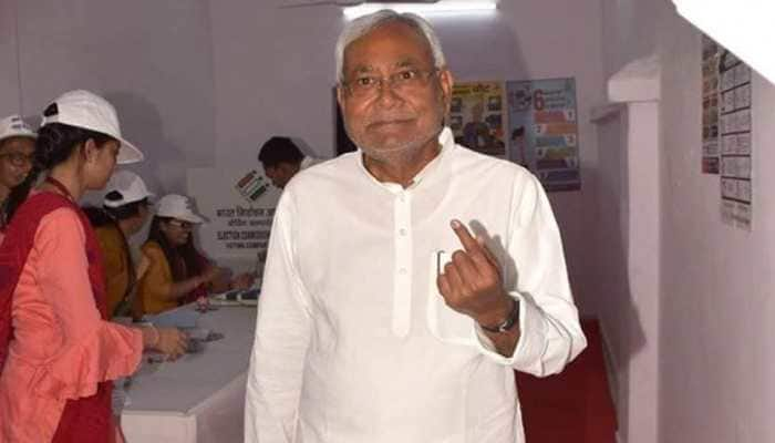 Nitish Kumar&#039;s son votes for the first time, hopes people vote for his father and Narendra Modi &#039;uncle&#039;