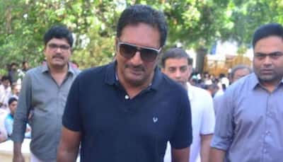 Prakash Raj leaves counting centre after realising he's losing from Bengaluru Central