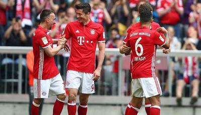  Robert Lewandowski's brace helps Bayern Munich seal German double