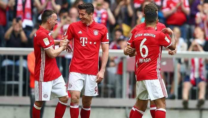  Robert Lewandowski's brace helps Bayern Munich seal German double