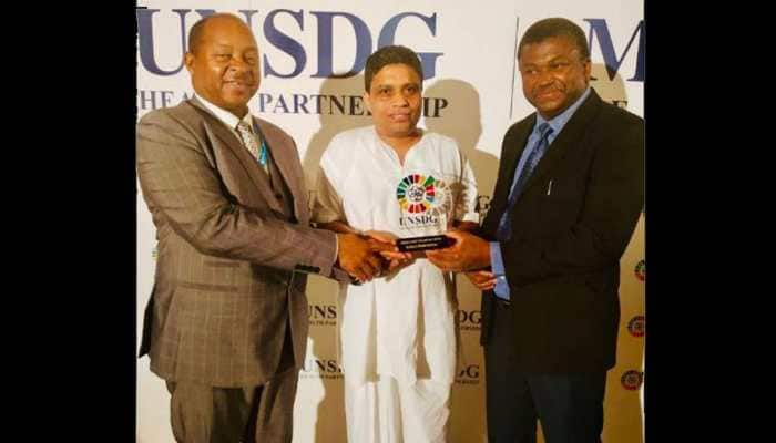 Acharya Balkrishna of Patanjali Ayurved receives &#039;UNSDG 10 Most Influential People in Healthcare Award&#039;