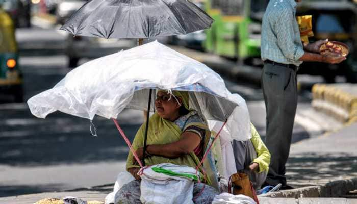 Sunny morning in Delhi, heat wave forecast