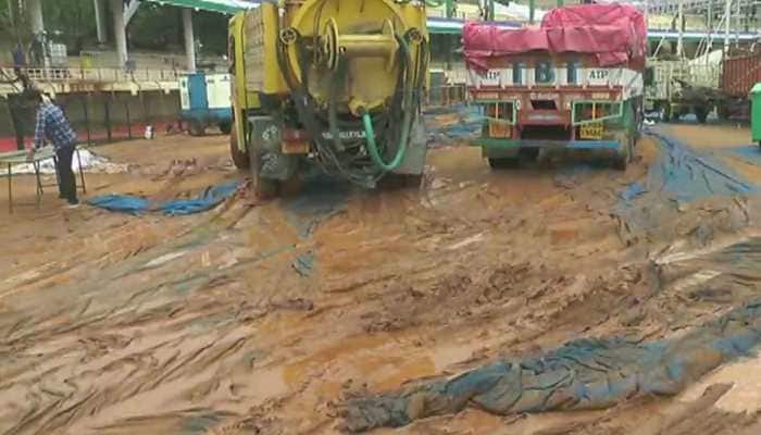 Heavy rains in Vijayawada affect venue for swearing-in ceremony of Andhra CM