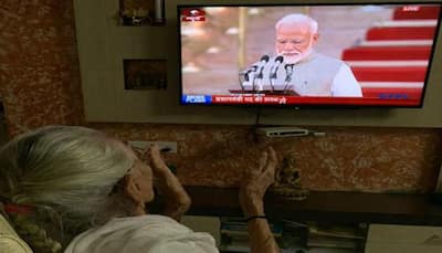 Heeraben Modi watches son Narendra take oath as PM of India on TV