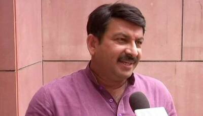 Kejriwal's free ride promise: People wouldn't fall for 'gimmick', says BJP's Manoj Tiwari