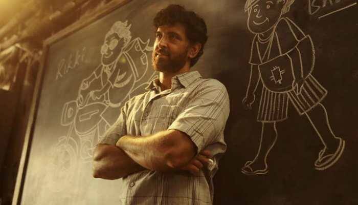 Super 30 trailer: Hrithik Roshan as Anand Kumar takes us to the journey of one man's struggle, dedication to change the education system  