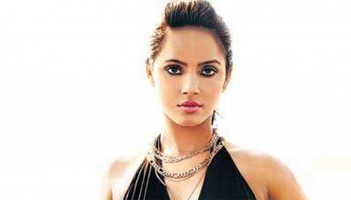 Neetu Chandra trains in boxing for her next